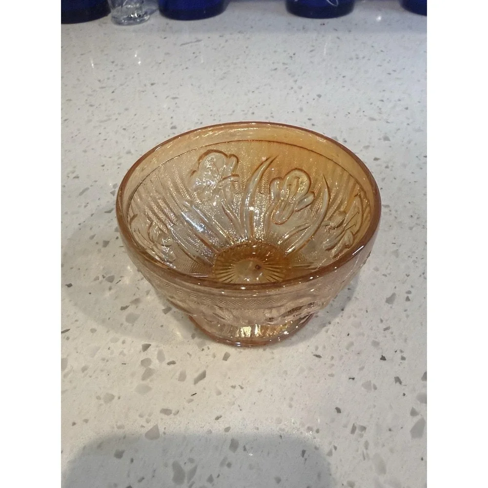 Jeannette Iris Herringbone Iridescent Peach Sherbet Depression Carnival Glass